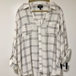 IZ Byer Roll-Tab Shirt. NWT. plus size 3X.
